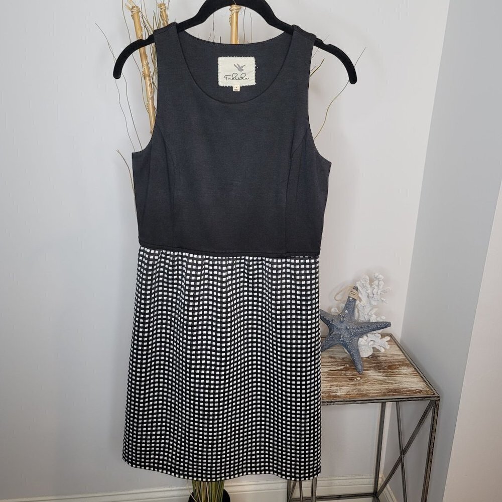 Tabitha Dress Womens 6‎